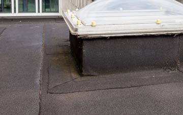 disadvantages of Stradsett flat roofs